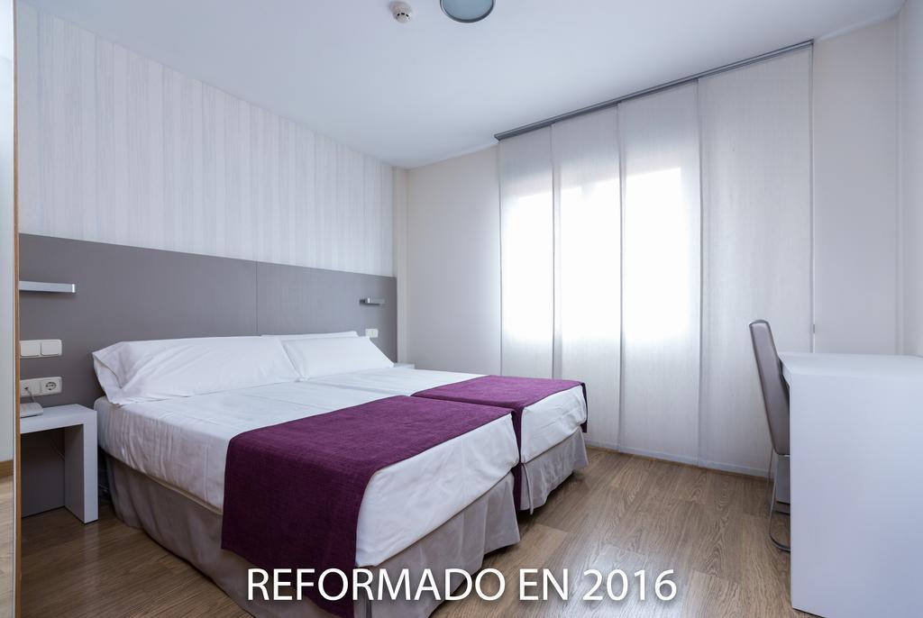 Di' Carlo Hotel Madrid Exterior photo